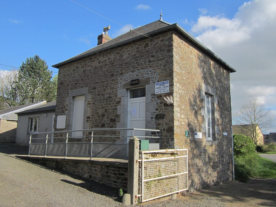 Mairie de Le Luot en Normandie