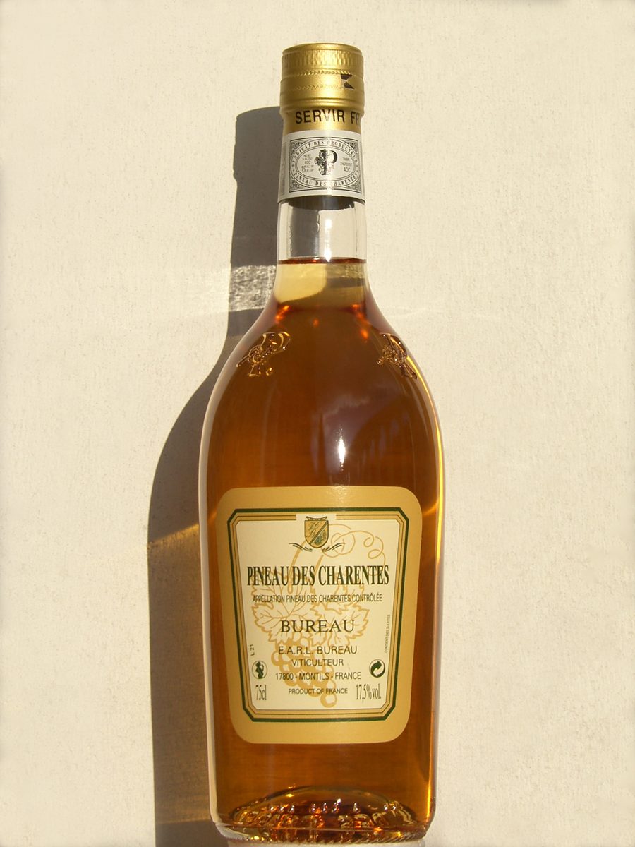 Bouteille de Pineau des Charentes de Charente-Maritime