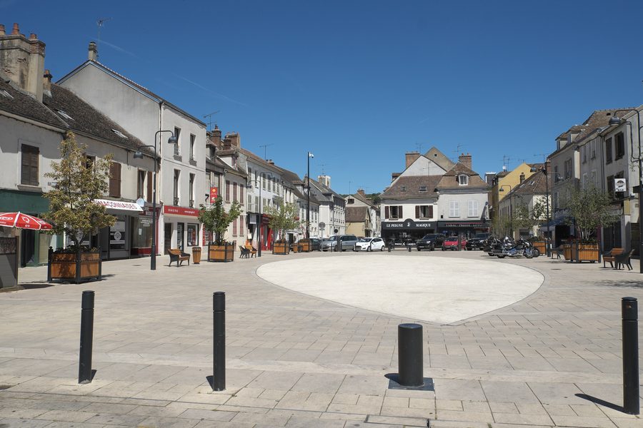 Place du Marché au Blé à Montereau-Fault-Yonne