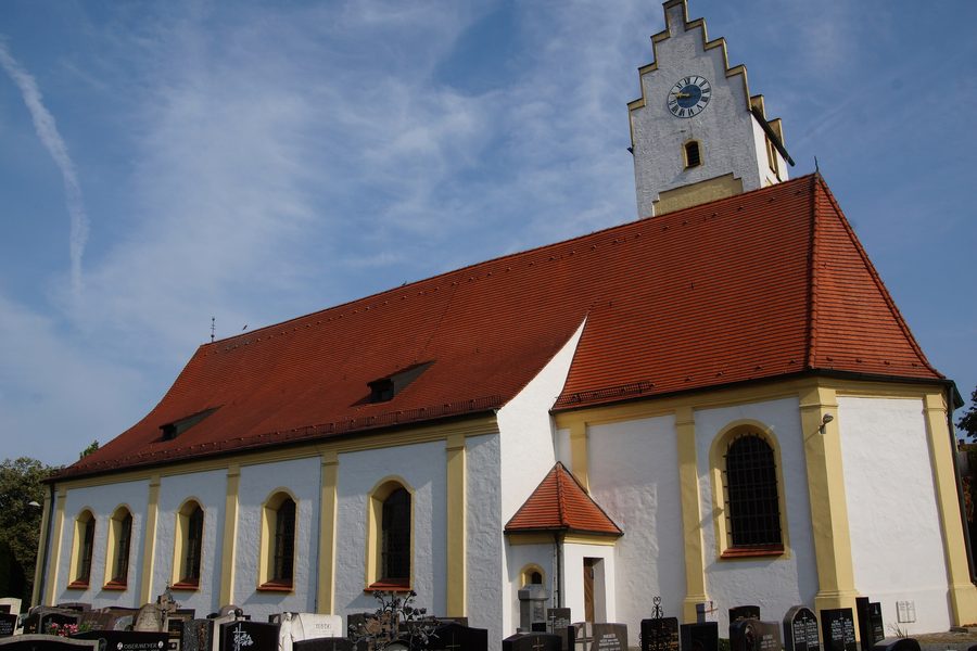 Église paroissiale Saint-Nicolas à Lenting
