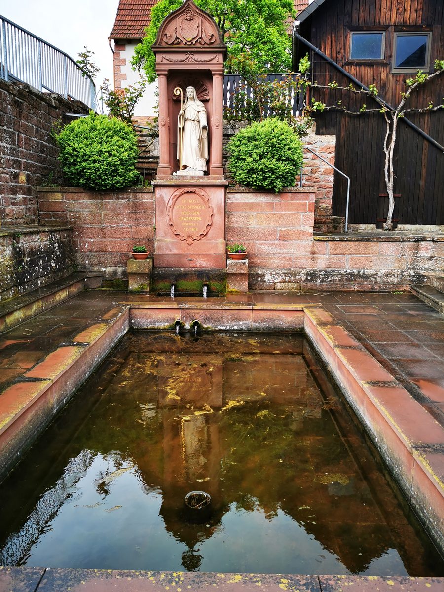 Ottilienbrunnen à Rüdenau