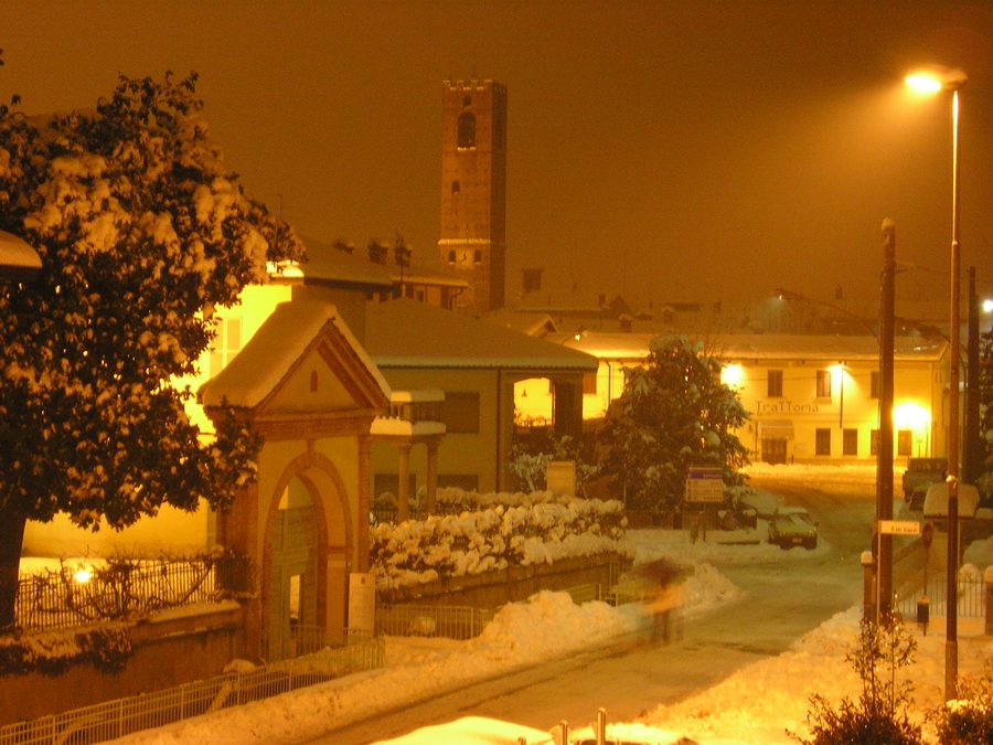 Mozzanica dans la province de Bergame sous une couverture de neige