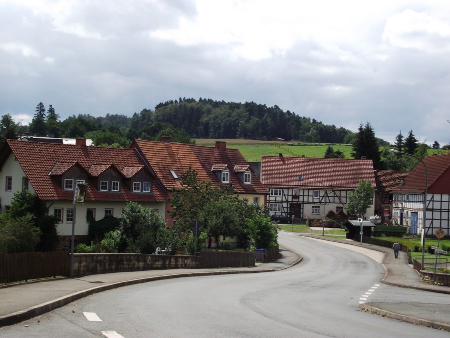 Traversée du village de Dehringhausen en direction de Freienhagen