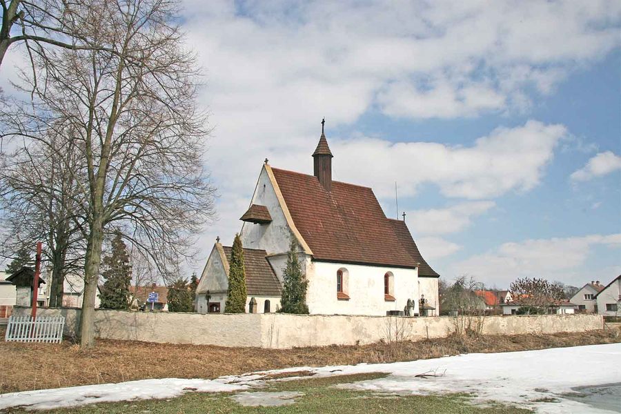 Église Sainte-Marie-Madeleine à Ledce dans l’Okres Hradec Králové
