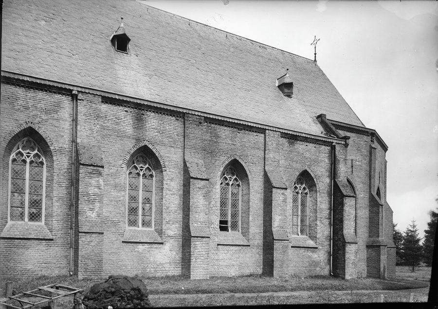 Église réformée néerlandaise et clocher à Sleen, vue depuis le sud-ouest