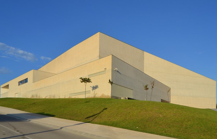 File:Auditori de Teulada-Moraira, Marina Alta.JPG
