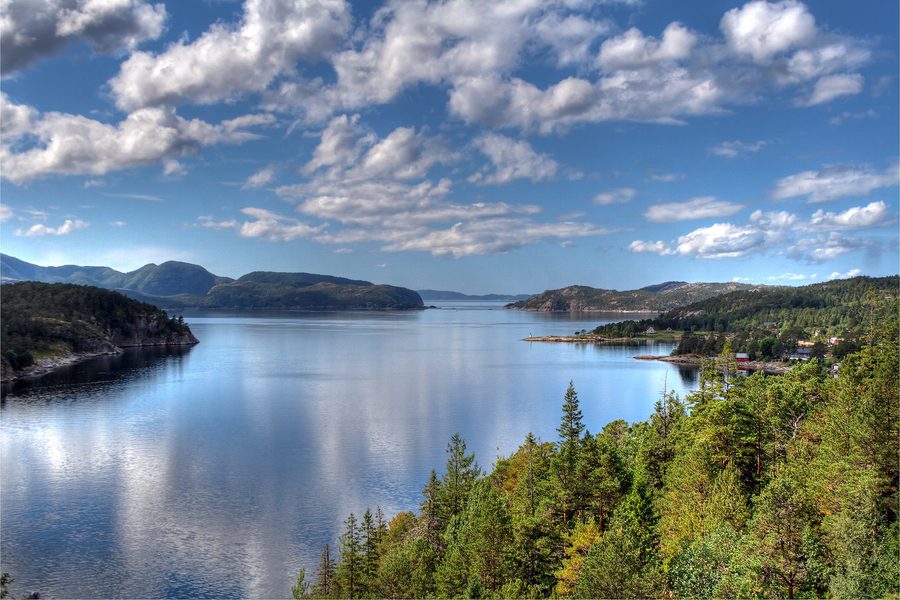 Le fjord d’Opløy à Salsbruket en Norvège