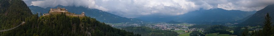 Le pont suspendu highline179 au-dessus d’Ehrenberg près de Reutte.