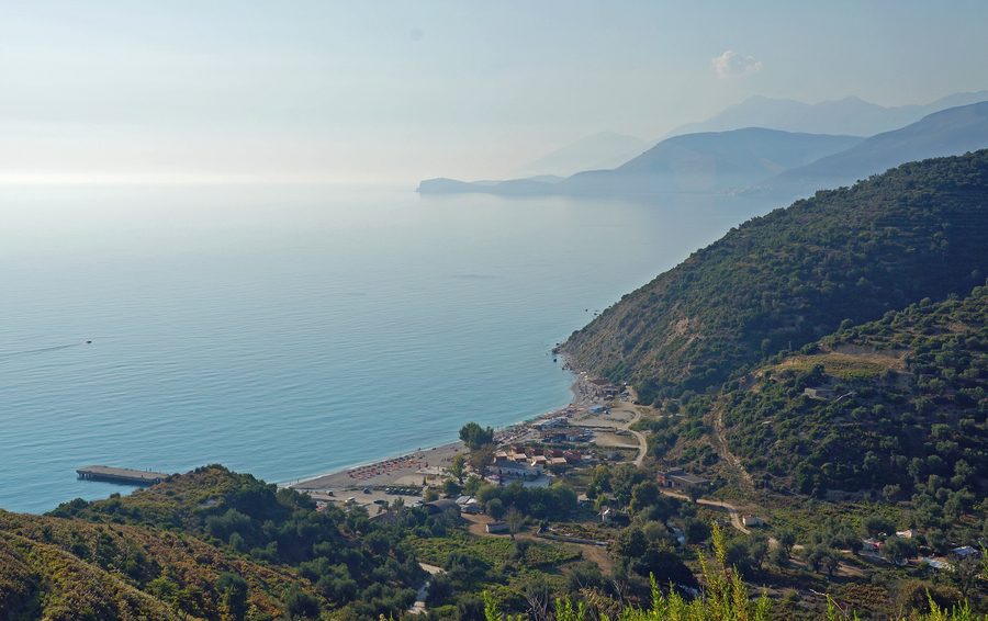 Plage de Bunec sur la Riviera albanaise