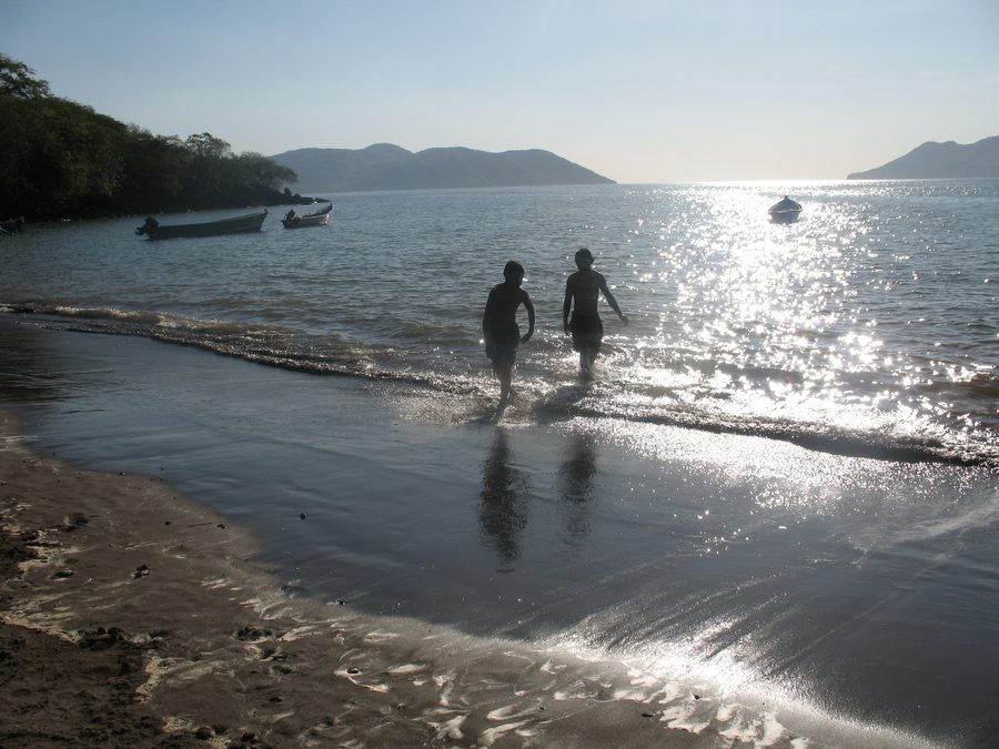 Enfants à Amapala