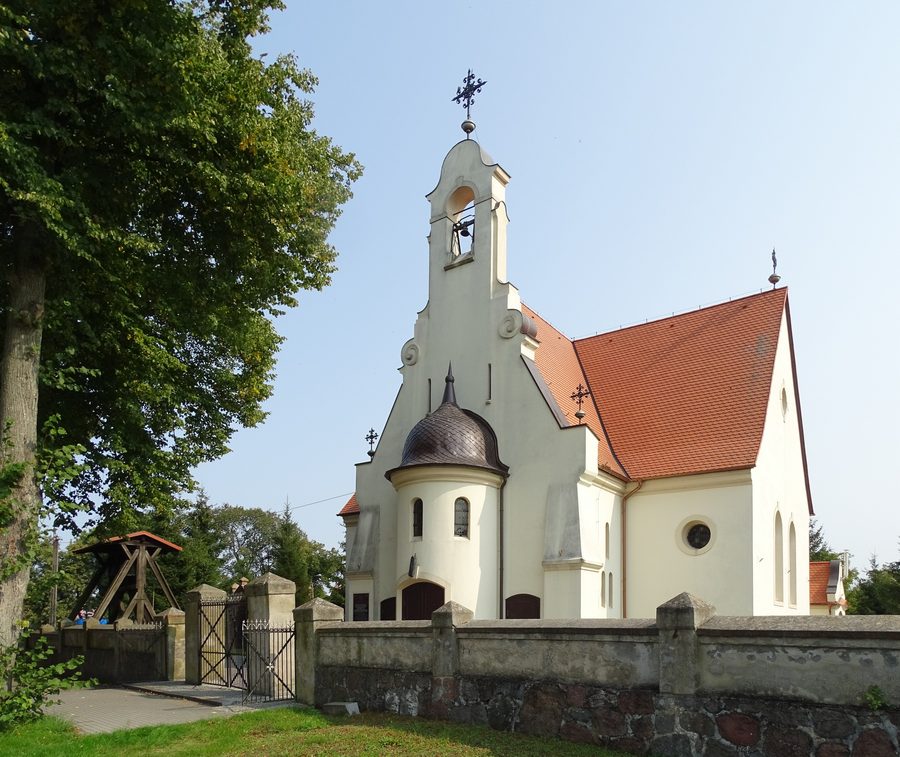 Église paroissiale Saint-Laurent à Mąkowarsko, Pologne