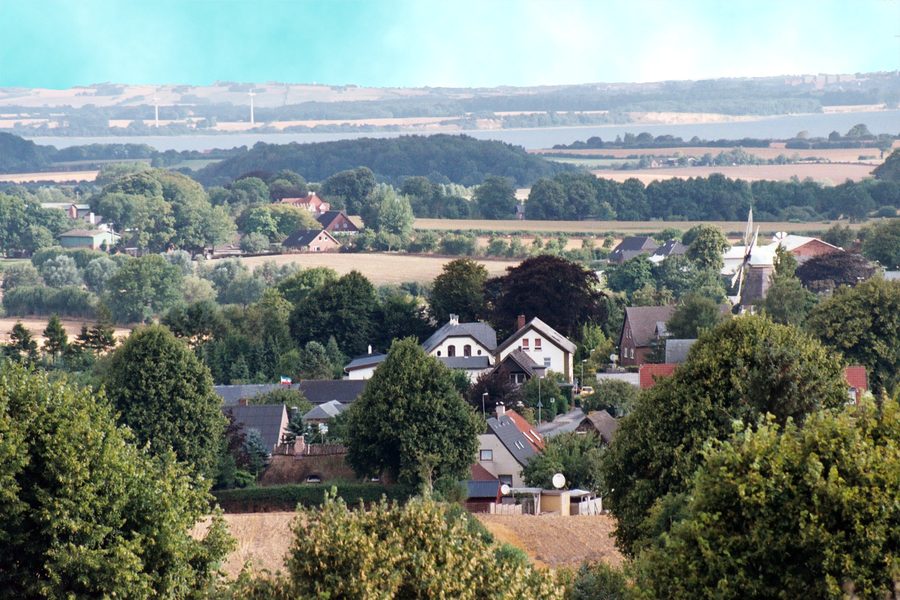 Vue depuis la tour Bismarck sur Nübelfeld et les environs de Quern