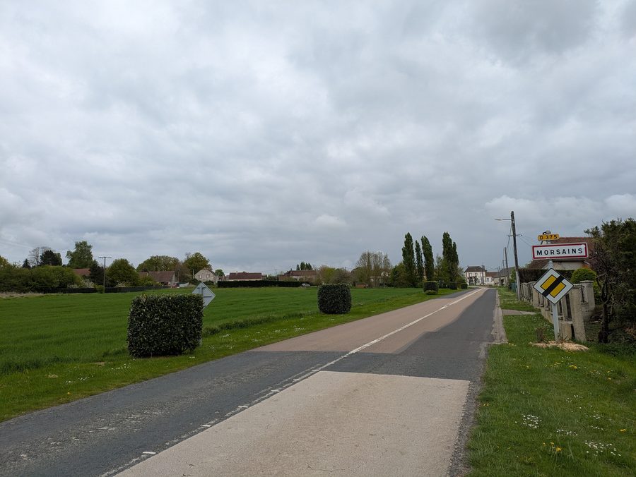 Entrée nord de Morsains sur la RD375