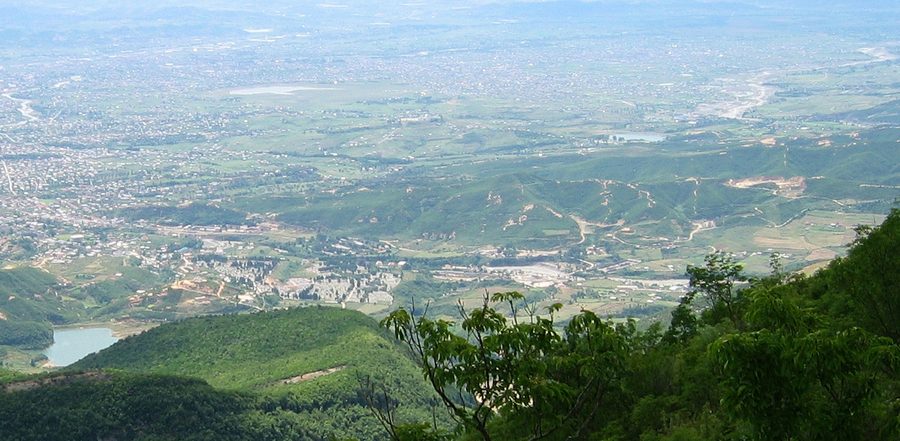 Panorama de la région de Tirana