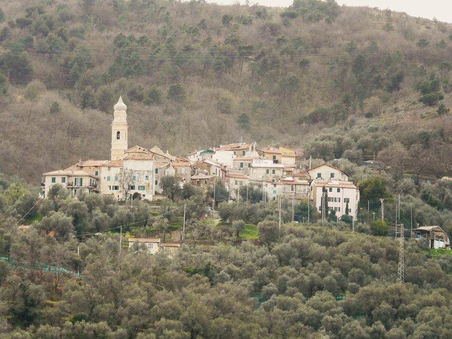 Panorama de Boscomare et Pietrabruna en Ligurie