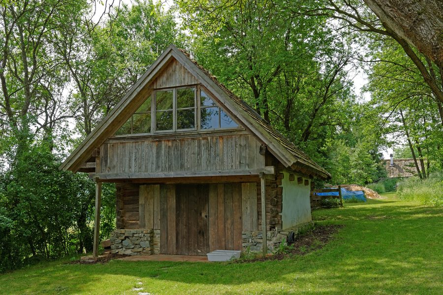 Ancien bâtiment-grenier historique au musée en plein air de Gerersdorf près de Güssing