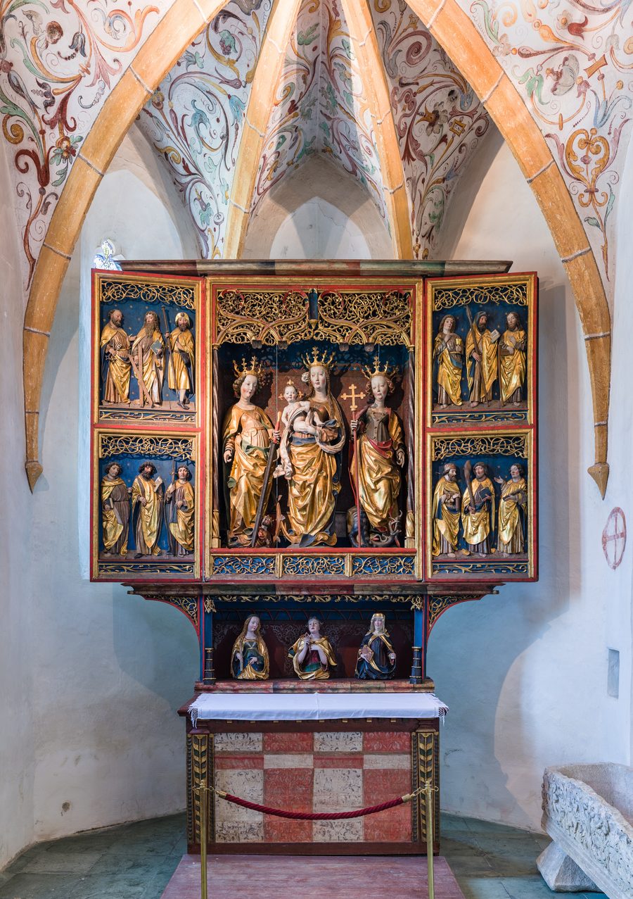 Retable à volets dans l’église abbatiale d’Ossiach