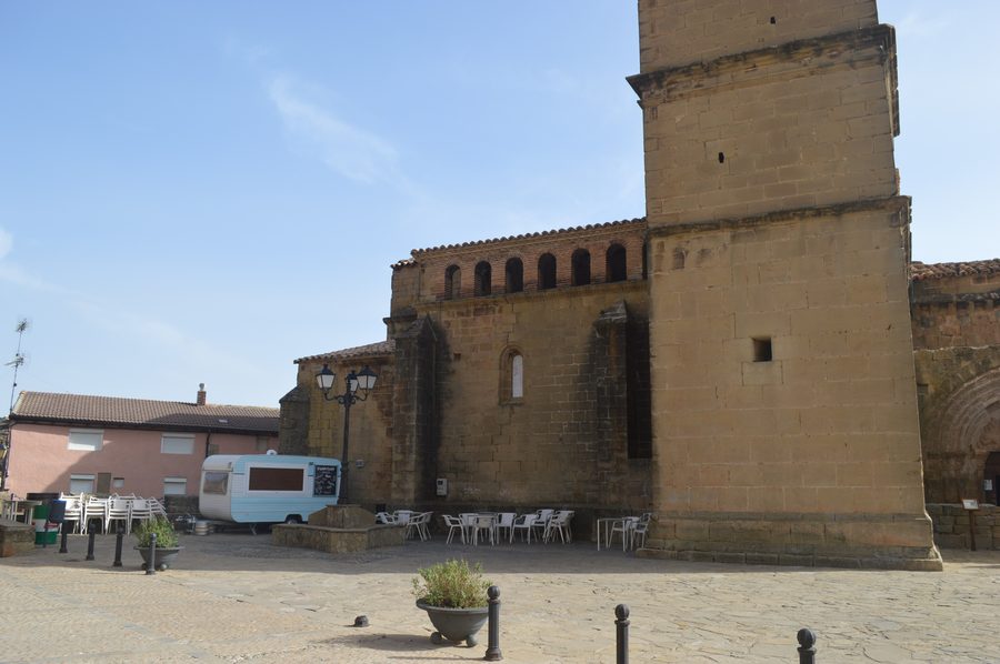 Vue extérieure de l’église San Salvador d’Agüero