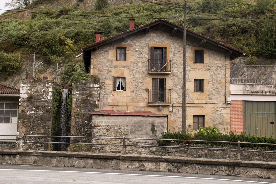 Zamakola lantegi-etxea, un bâtiment industriel à Éibar