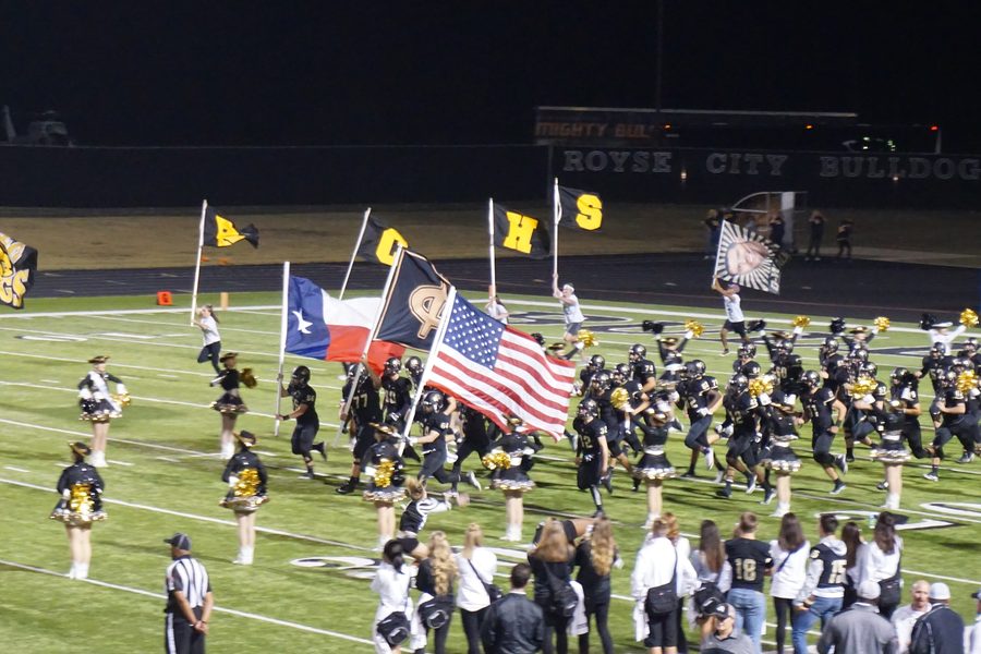Royse-City-Eingang vor einem Highschool-Footballspiel in Royse City, Texas