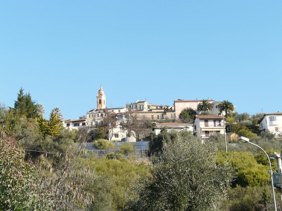 Vue panoramique de Seborga en Ligurie, Italie