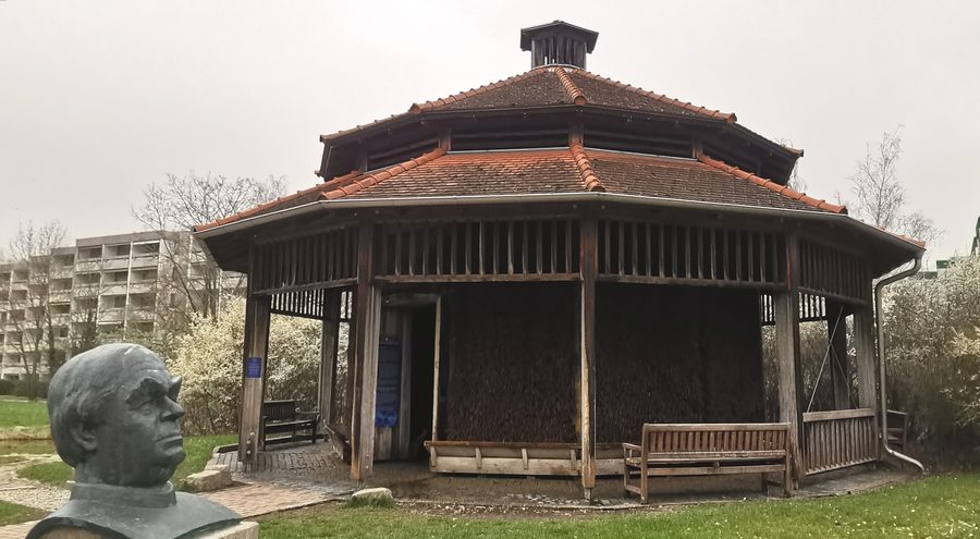Gradierwerk dans le parc thermal de Bad Windsheim
