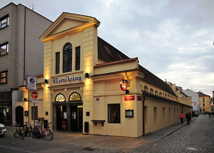 Historiques Masné krámy dans la rue Krajinská à České Budějovice