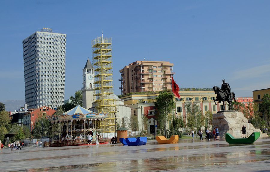 Place Skanderbeg à Tirana