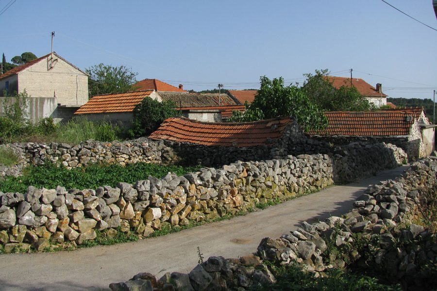 Žedno, Croatie