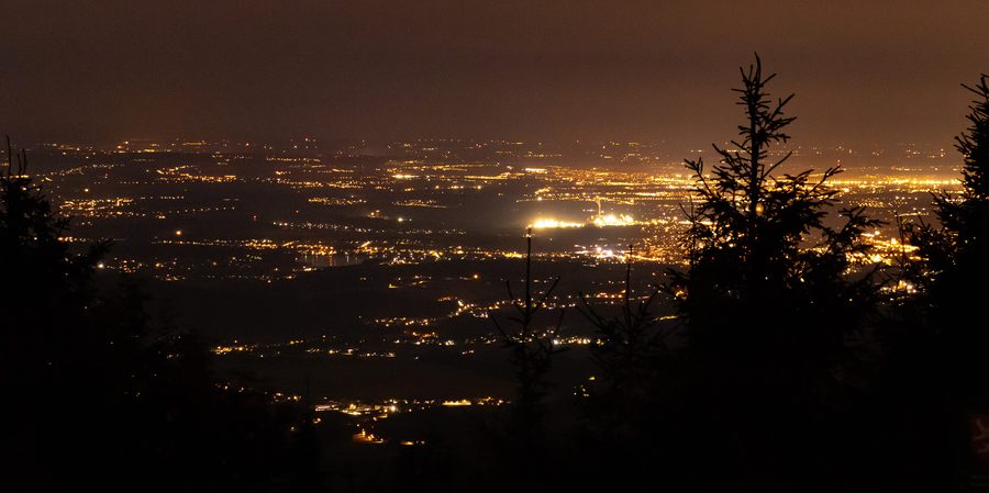 Vue nocturne de la Moravie-Silésie