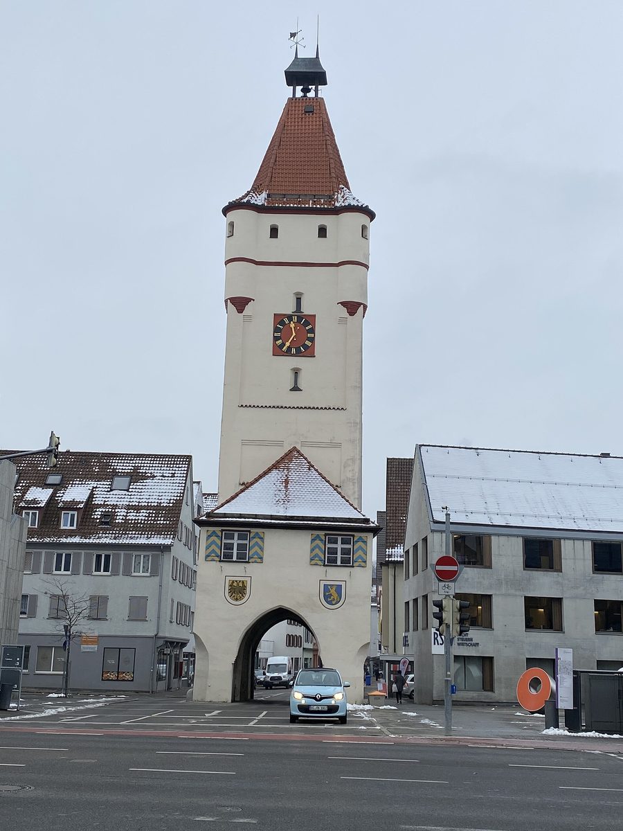 Porte Ulmer Tor enneigée à Biberach an der Riß