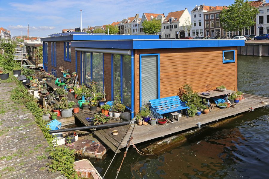 Péniche sur la Rouaansekaai à Middelburg