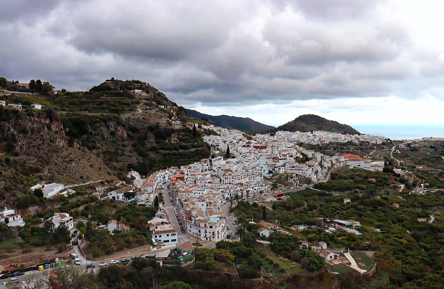 Vue de Frigiliana en Andalousie