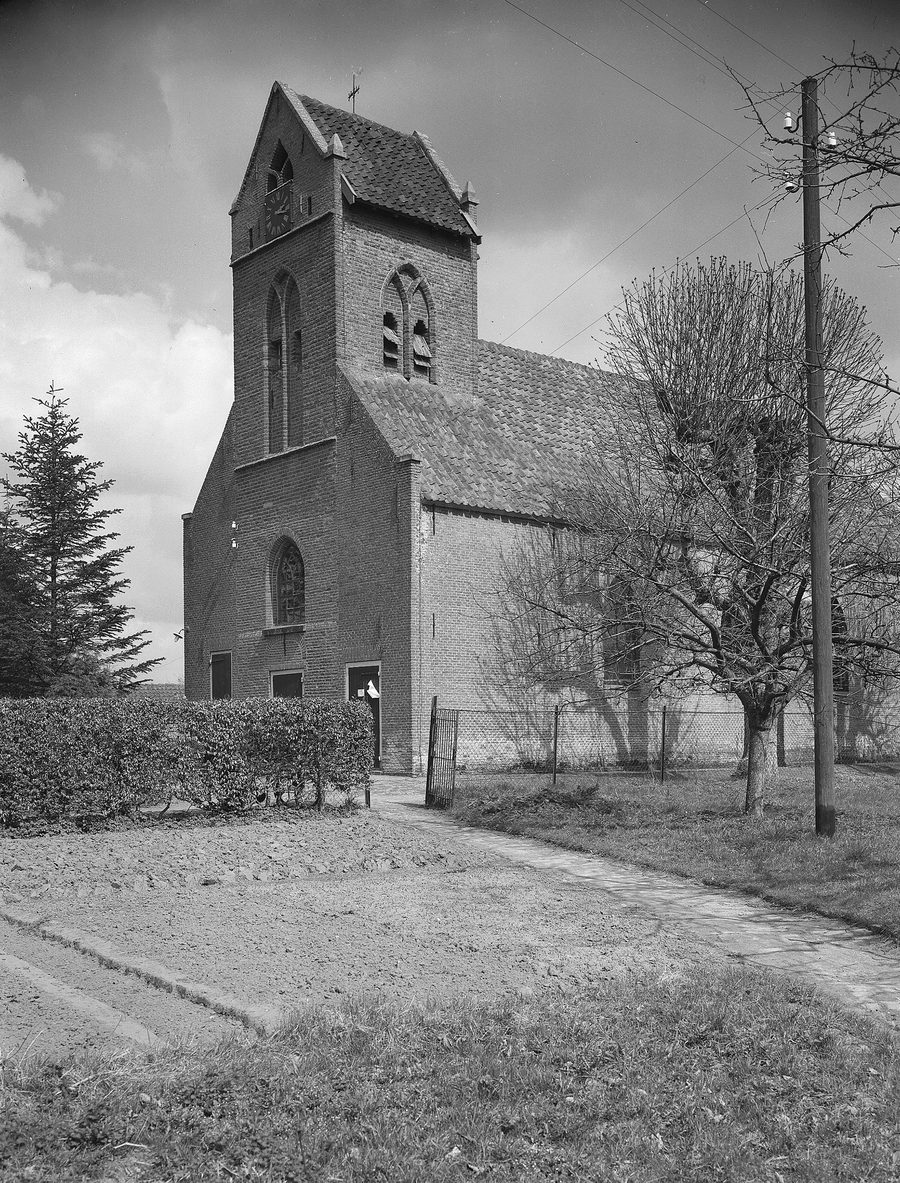 Église protestante de Welsum et clocher vus du sud-ouest