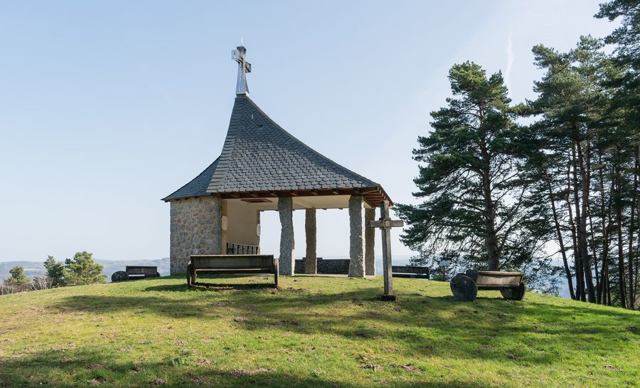 Chapelle Notre-Dame-des-Hauteurs à Golinhac, Aveyron, France