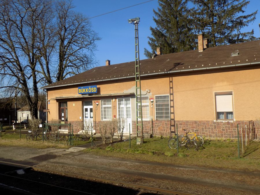 Gare de Bükkösd en Hongrie