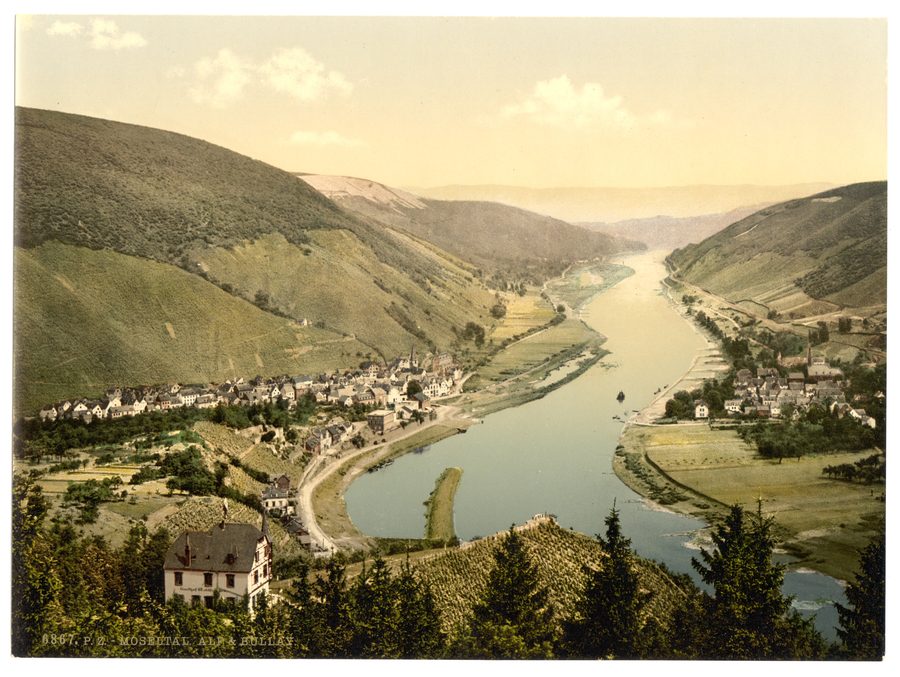 Alf et Bullay dans la vallée de la Moselle