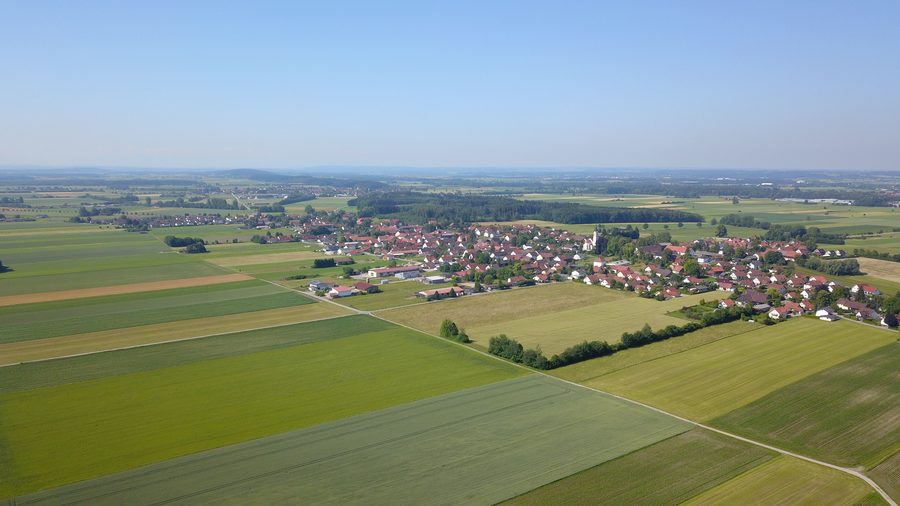 Vue de Lamerdingen et de Kleinkitzighofen dans le cadre rural de l’Unterallgäu