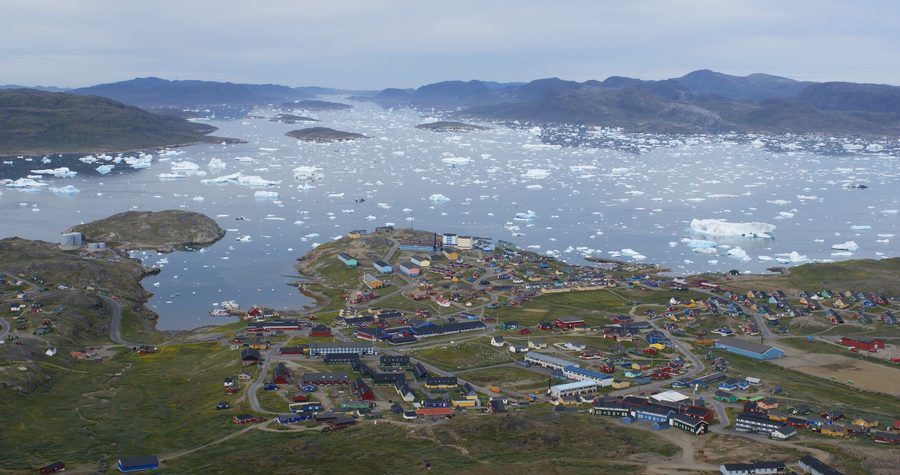 Vue sur Narsaq dans la commune de Kujalleq