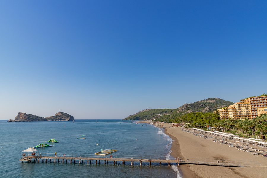 Vue aérienne de la plage de sable de Sarigerme près de Dalaman