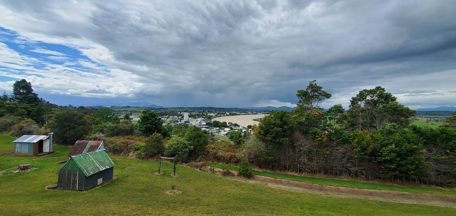 Vue de Dargaville depuis le mont Weasley avec le musée de Dargaville et ses environs