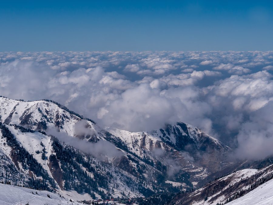 Panorama montagneux près d’Almaty