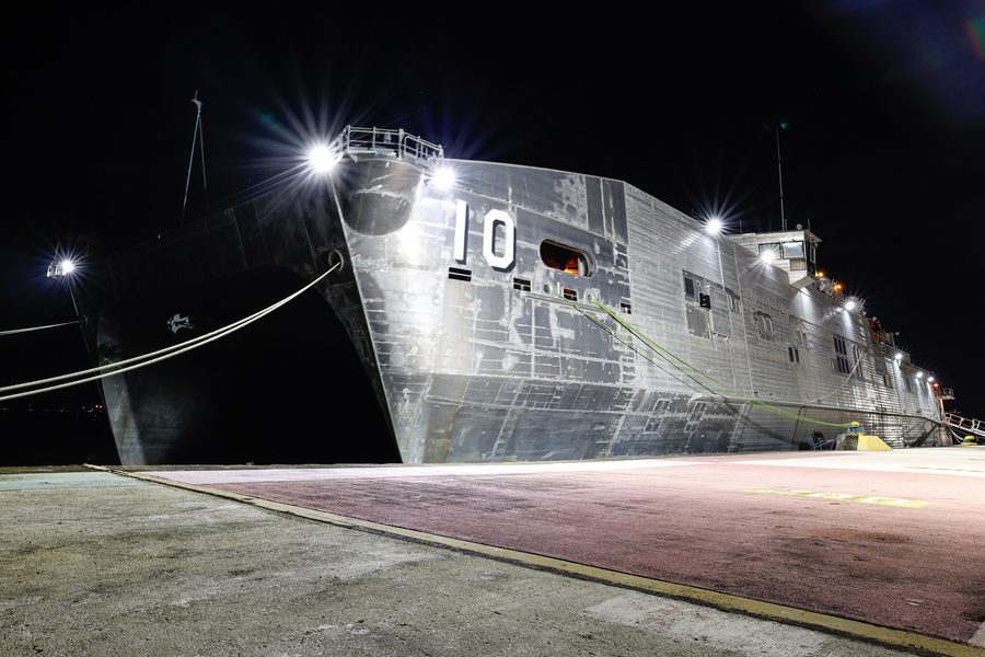 Navire dans le port de Limón sur la côte caraïbe du Costa Rica