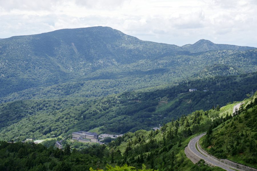 Le mont Manza et Manza Onsen à Tsumagoi, Gunma.
