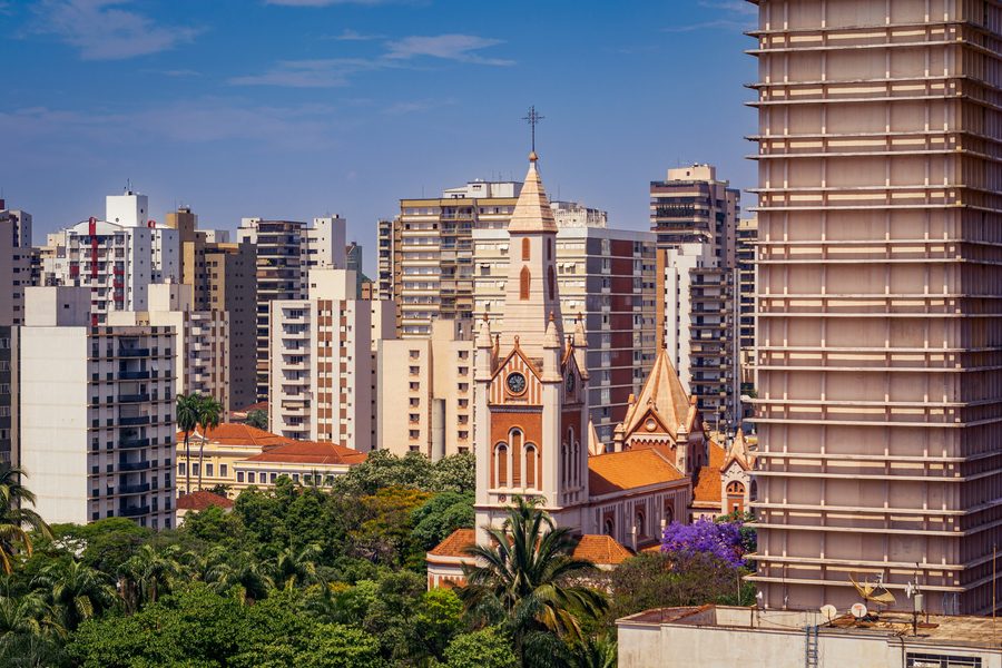 Cathédrale métropolitaine São Sebastião à Ribeirão Preto