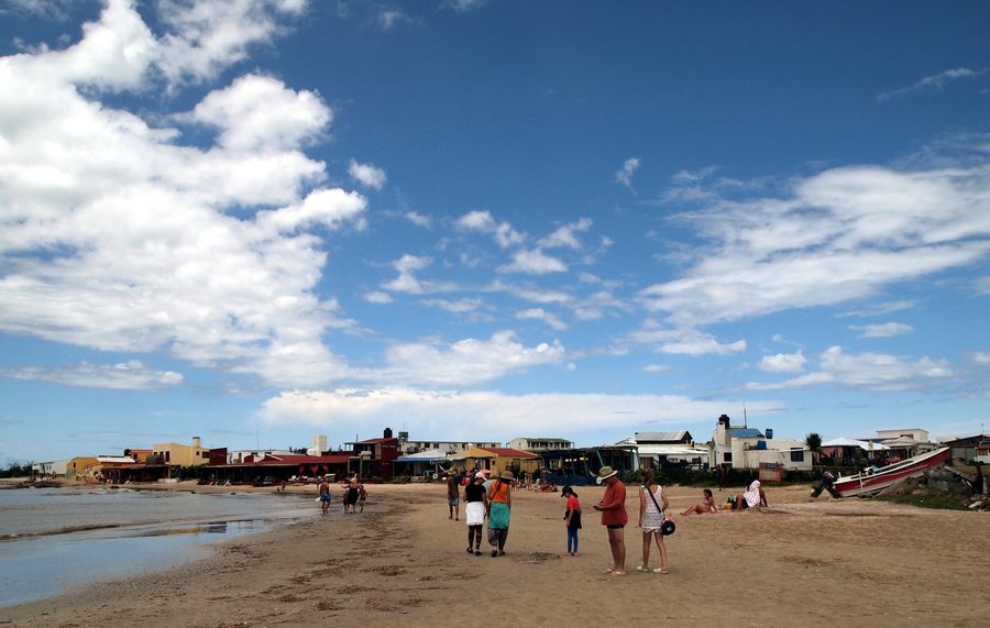 Plage et dunes à Cabo Polonio dans Rocha, en Uruguay
