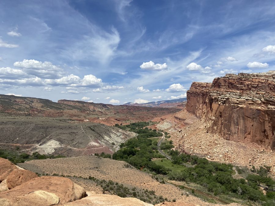 Vue sur le Fruita Historic District dans le parc national de Capitol Reef