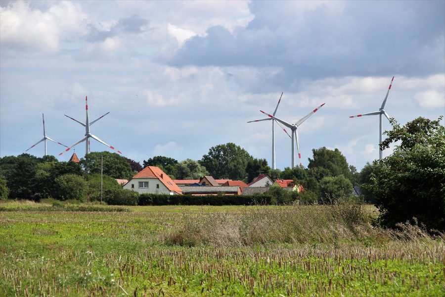 Vue du village de Kublank vers le nord-ouest en Mecklembourg-Poméranie-Occidentale