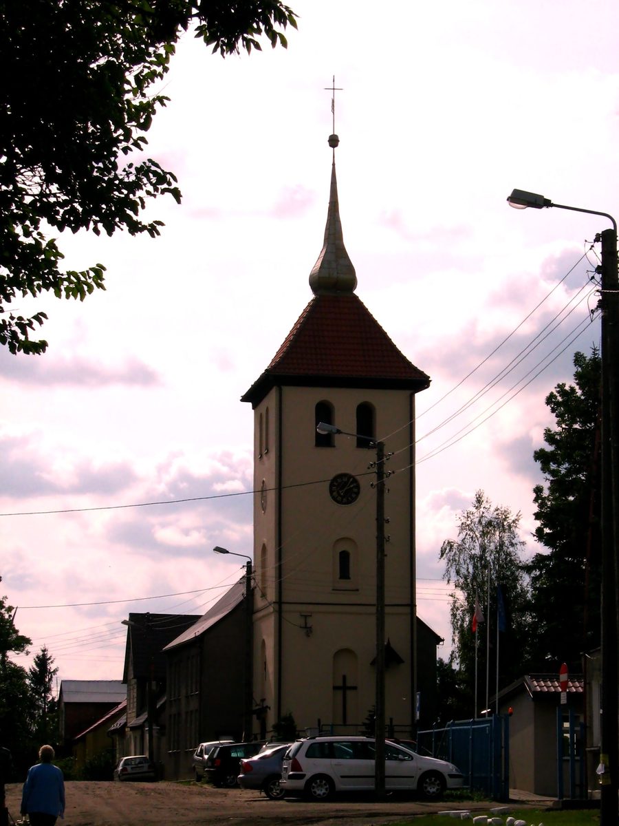 Tour de l’ancienne église baroque de Rudno, vue du nord