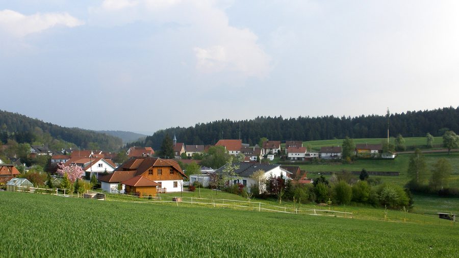 Vue de Birkenlohe, un hameau de Ruppertshofen dans l’Ostalbkreis